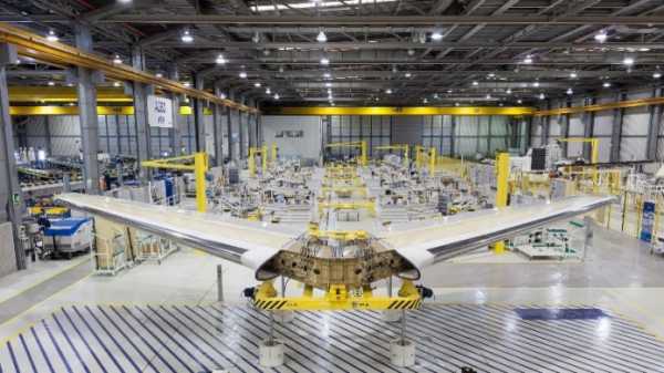 Línea de montaje y equipamiento del estabilizador horizontal (HTP) de Airbus en la factoría de Getafe (Madrid). Firma: Industry Talks