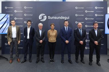 Navarra acuerdo Sunsusegui con Volvo Bus