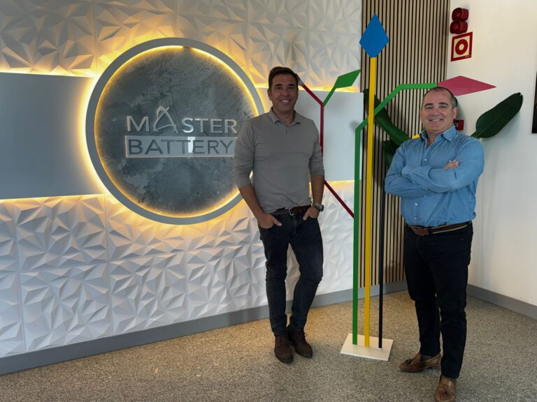 Héctor Plaza y Juan Carlos Hernández, Master Battery