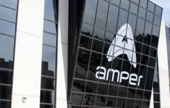 Sede de Amper en la Ciudad de la Imagen, Pozuelo de Alarcón (Madrid). Firma: Amper