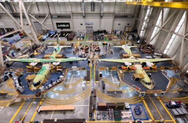 Línea de montaje del avión C295 de Airbus en Sevilla. Firma: Airbus