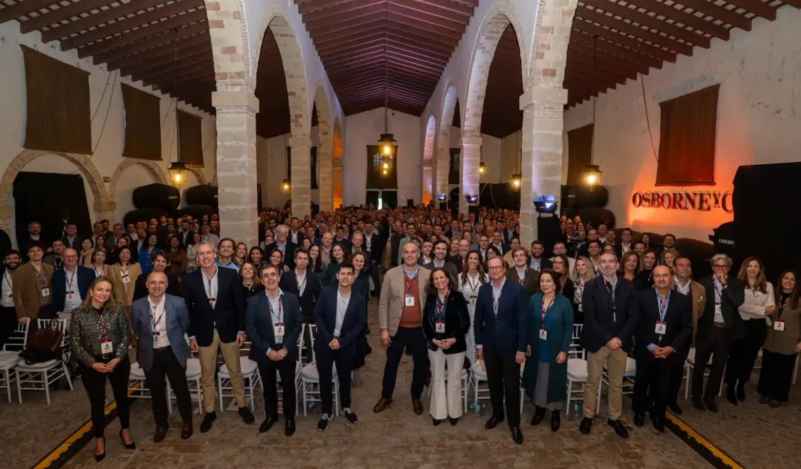 Directivos y accionistas de Bodegas Osborne. Firma: Osborne