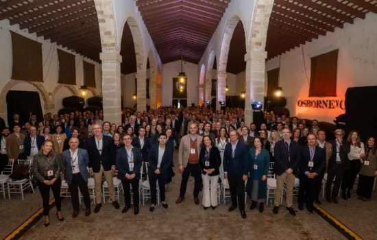 Directivos y accionistas de Bodegas Osborne. Firma: Osborne