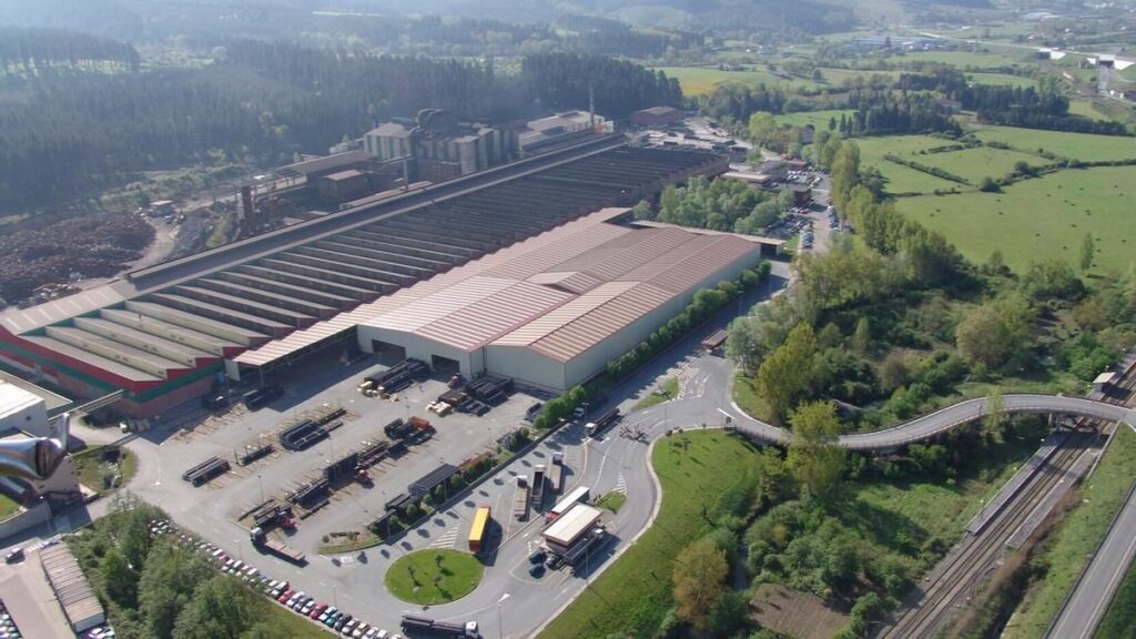 Planta de Tubos Reunidos en Amurrio (Álava). Firma: Tubos Reunidos