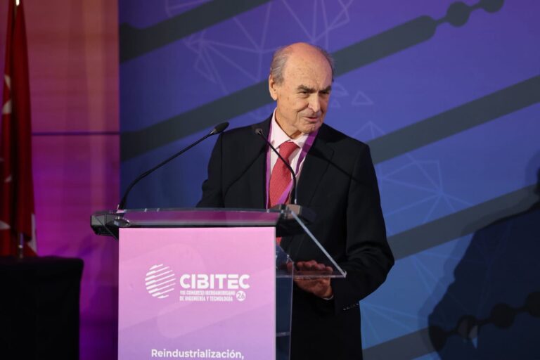 Clausura Cibitec26. Firma: industry Talks