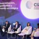 Mesa redonda 'Industria de defensa y seguridad' en Cibitec26. Desde la izda.: Cristina Abad, 'chief strategy and sustainability officer' de Navantia; Belén García, 'vicepresident engineering director' de Airbus Helicopters; José Bayón, director de relaciones institucionales de GDELS Santa Bárbara Sistemas; Manuel Escalante, 'chief technology officer' (CTO) de Indra Group; y Fabián Torres, decano del Colegio Oficial de Ingenieros Industriales de Madrid (Coiim). Firma: Industry Talks