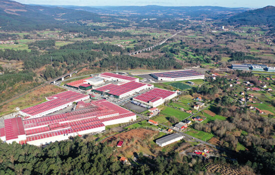 Sede central del Grupo Cortizo en Padrón (A Coruña). Firma: Cortizo