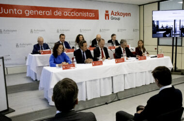 Última Junta General Ordinaria de Accionistas de Azkoyen celebrada celebrada el 9 de junio de 2026 en la sede social de la compañía, en Peralta (Navarra). Firma: Azkoyen
