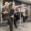 Carlos Espinosa de los Monteros (izda.) en la presentación del libro 'Liderazgo made in Spain', junto a su autor, José Manuel Casado (centro) y el entonces presidente de vodafine España, Francisco Román, en febrero de 2017. Firma: 2C Consulting