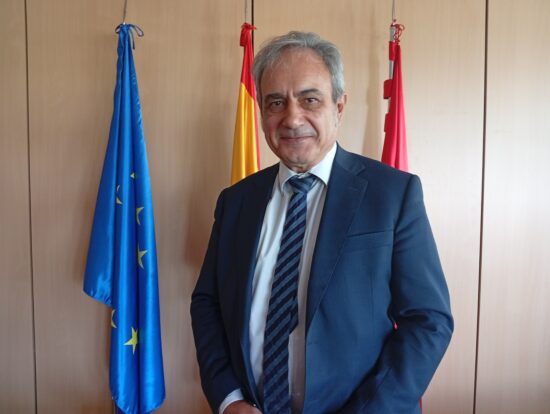 Luis Fernando Álvarez-Gascón, presidente de la Comisión de Tecnologías Duales para la Defensa de Ametic y director general de 'secure e-solutions' de GMV. Firma: Industry TALKS