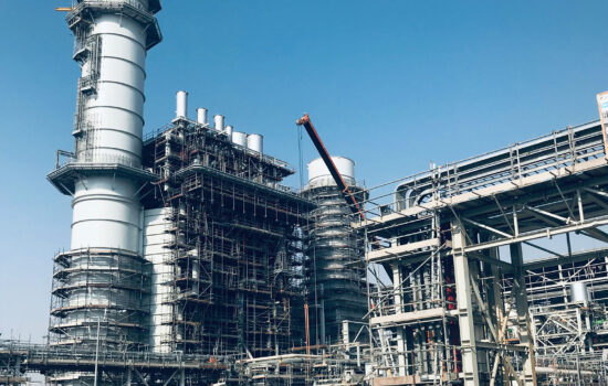 Planta de ciclo combinado de Hamriyah (Emiratos Árabes Unidos), uno de los proyectos de gas ejecutados por Técnicas Reunidas en Oriente Medio. Firma: Técnicas Reunidas