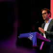 El vicepresidente primero del Gobierno y ministro de Economía, Comercio y Empresa, Carlos Cuerpo, en la clausura del encuentro anual de la patronal de la industria digital Ametic, en Santander. Firma: Ametic
