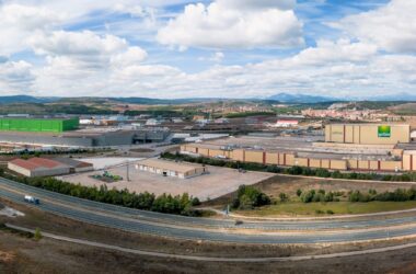 Panorámica con las fábricas Gullón I y Planta Vida del grupo Galletas Gullón en Aguilar de Campoo (Palencia). Firma: Galletas Gullón