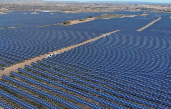 Vista aérea del Parque Solar Chiprana, en Zaragoza, un macroproyecto de Soltec en el mercado español. Firma: Soltec
