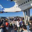Trabajadores de Airbus se concentran en señal de protesta junto al emblemático avión de exposición CASA CN-235 en la planta de San Pablo (Sevilla). Firma: Industry Talks