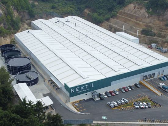 Fábrica de hilatura y tejeduría a gran escala de Nextil en la localidad de Fraijanes (Guatemala), inaugurada en octubre de 2024 como puerta de entrada sin aranceles al mercado estadounidense. Firma: Carama Oficial de Comercio de España en Guatemala